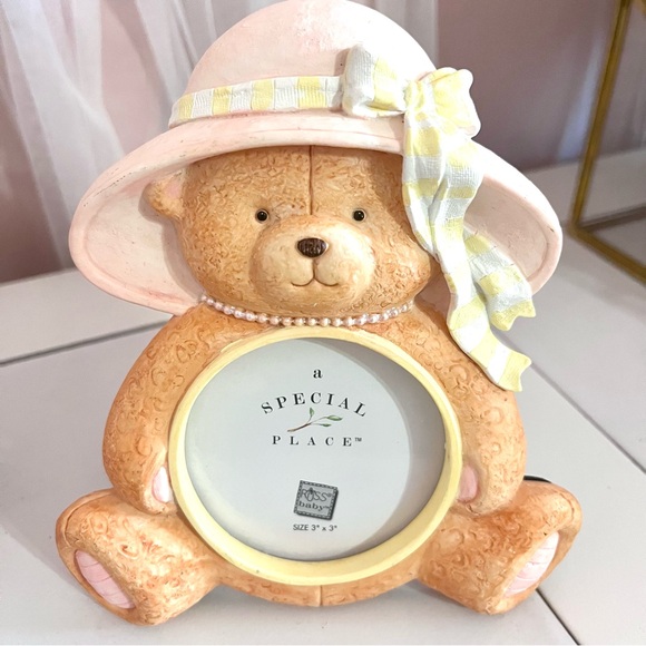 RUSS BERRIE BABY GIRL PICTURE FRAMES ROOM DECOR - Picture 2 of 4